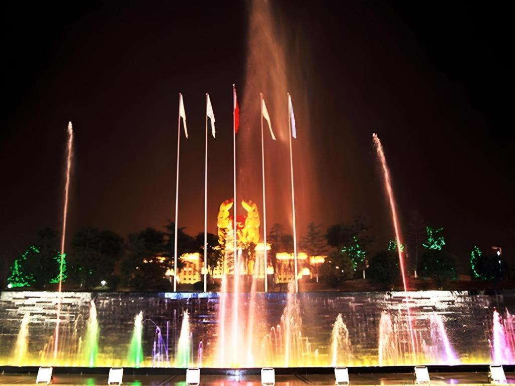 New Century Grand Hotel Xinxiang Exterior foto