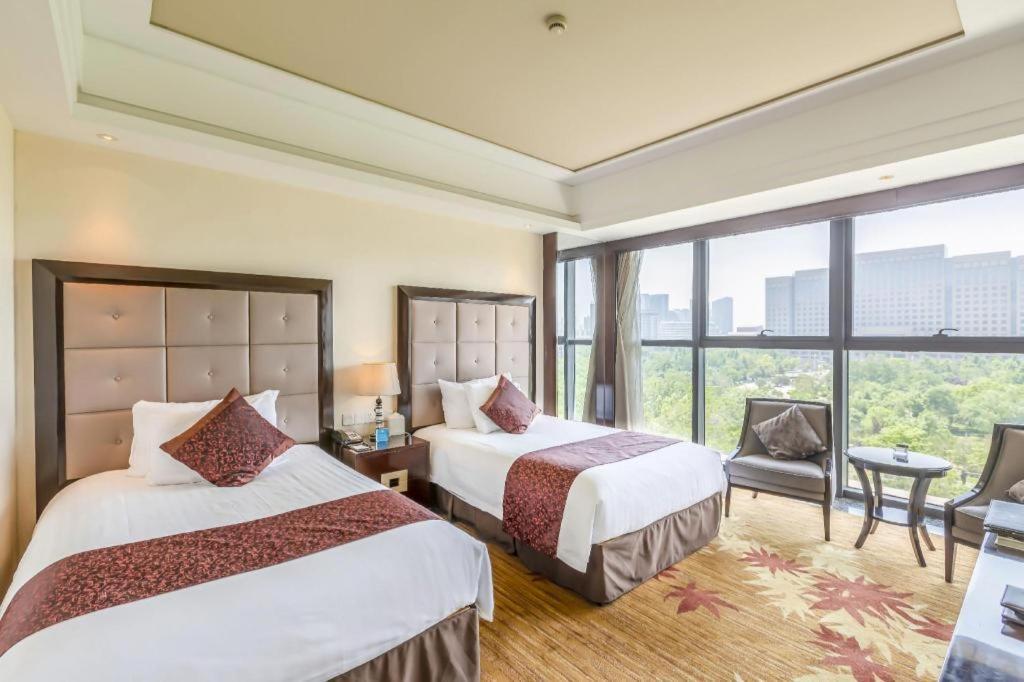 New Century Grand Hotel Xinxiang Exterior foto