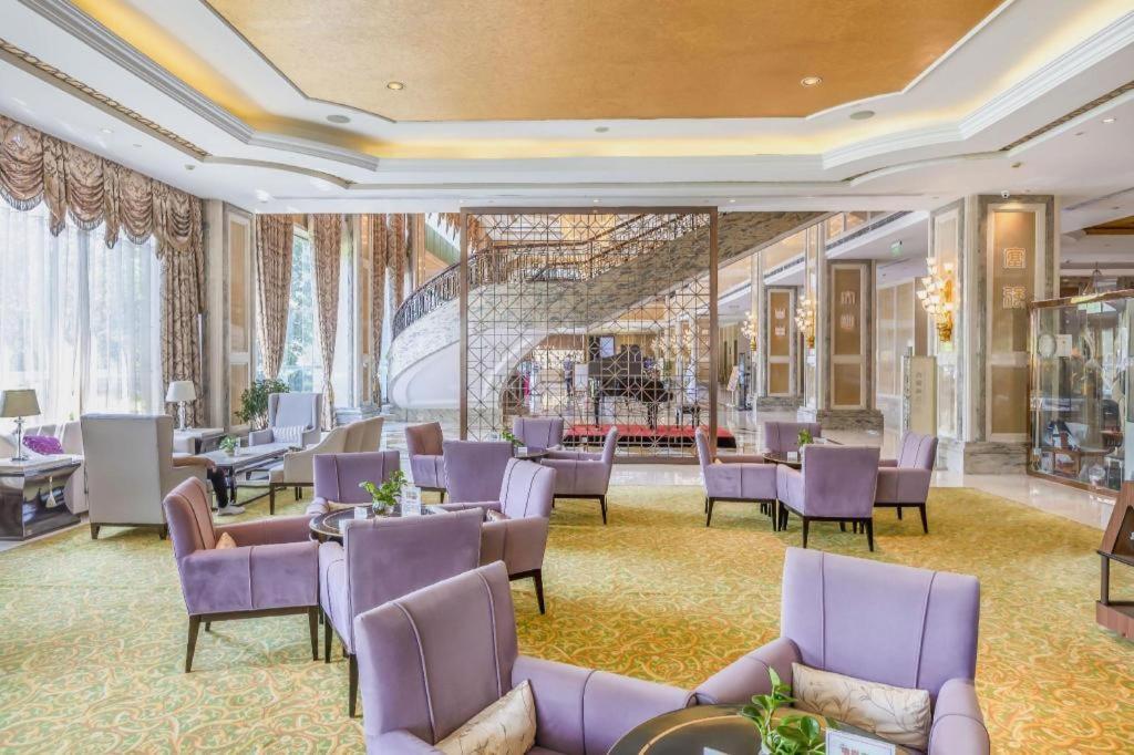 New Century Grand Hotel Xinxiang Exterior foto